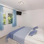 Apartment Rozali