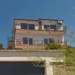 Rozali Apartment Tisno