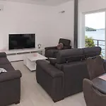 Rozali Apartment